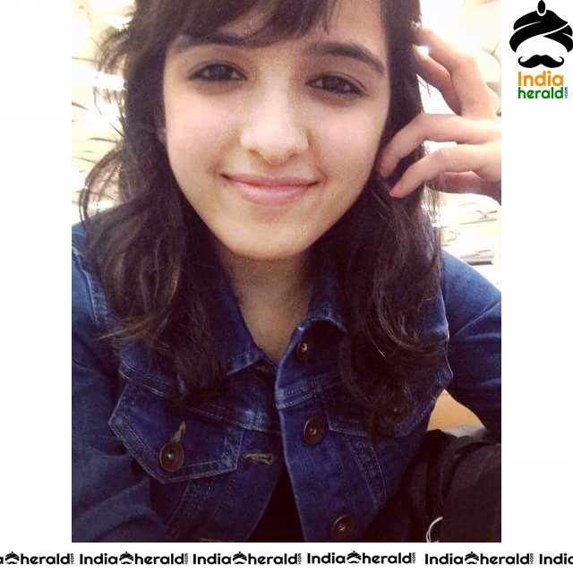 Shirley Setia Personal Unseen Photos Set 1