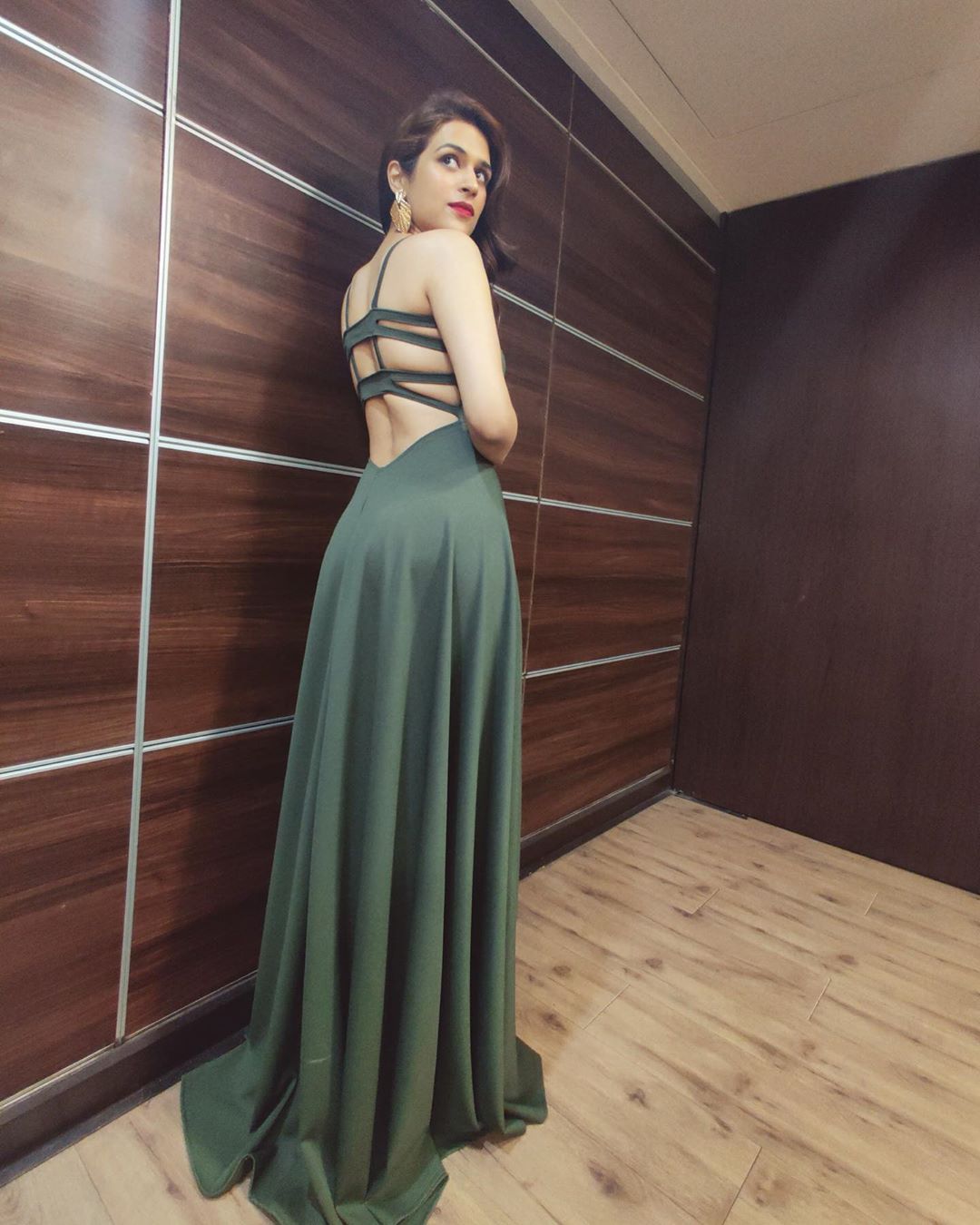 Shraddha Das Hot Green Photo Stills