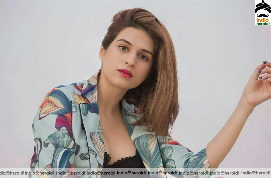 Shraddha Das Hot Latest Stills