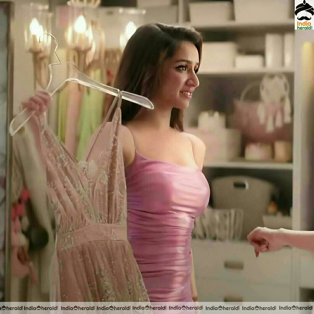 Shraddha Kapoor Hot and Cute In These Stills