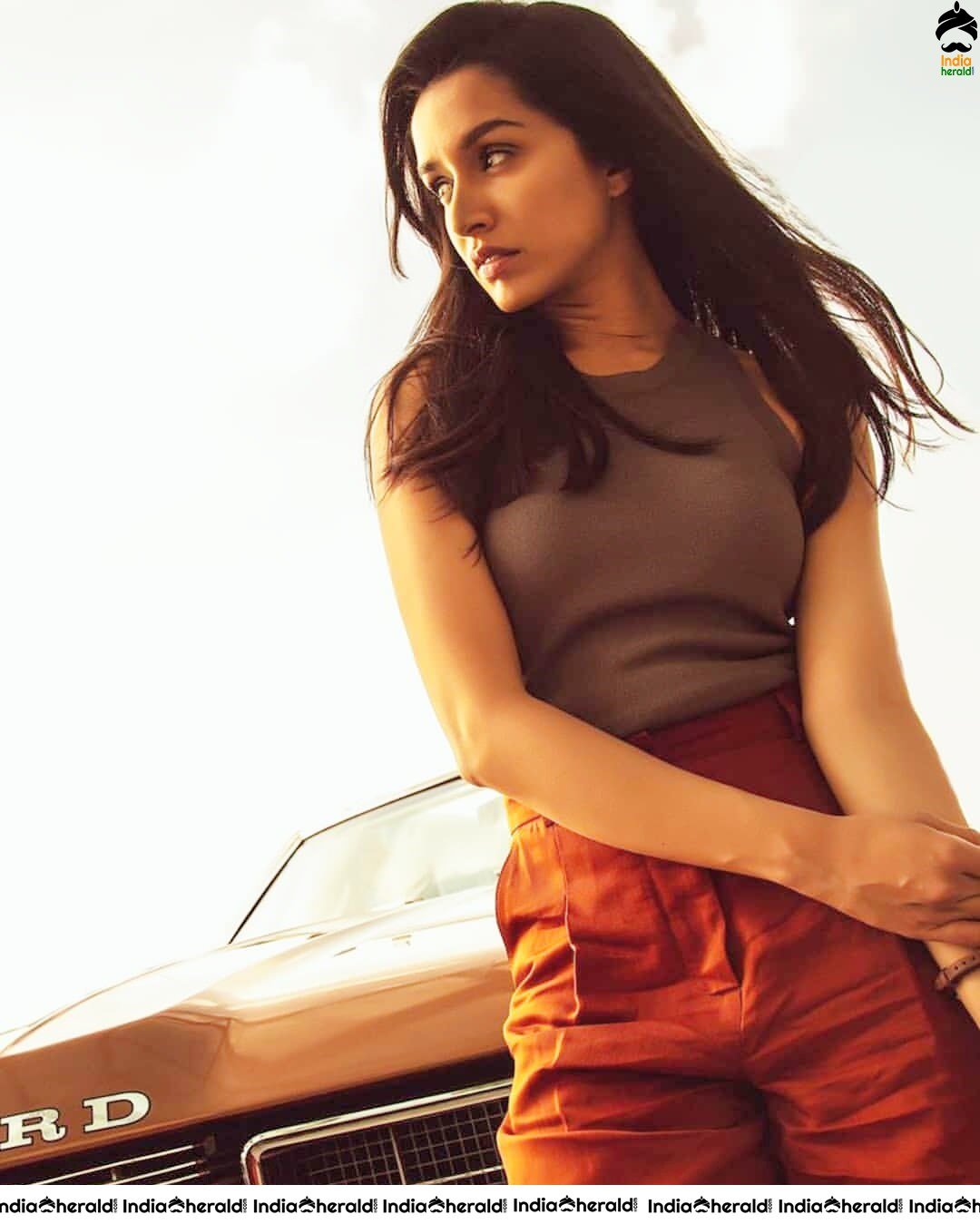 Shraddha Kapoor Seducing Latest Hot Photoshoot