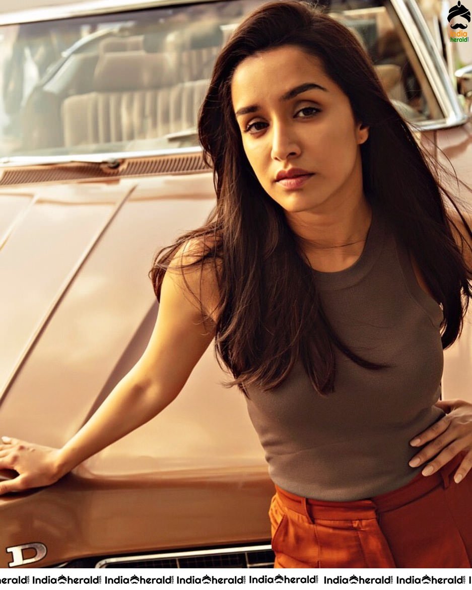 Shraddha Kapoor Seducing Latest Hot Photoshoot