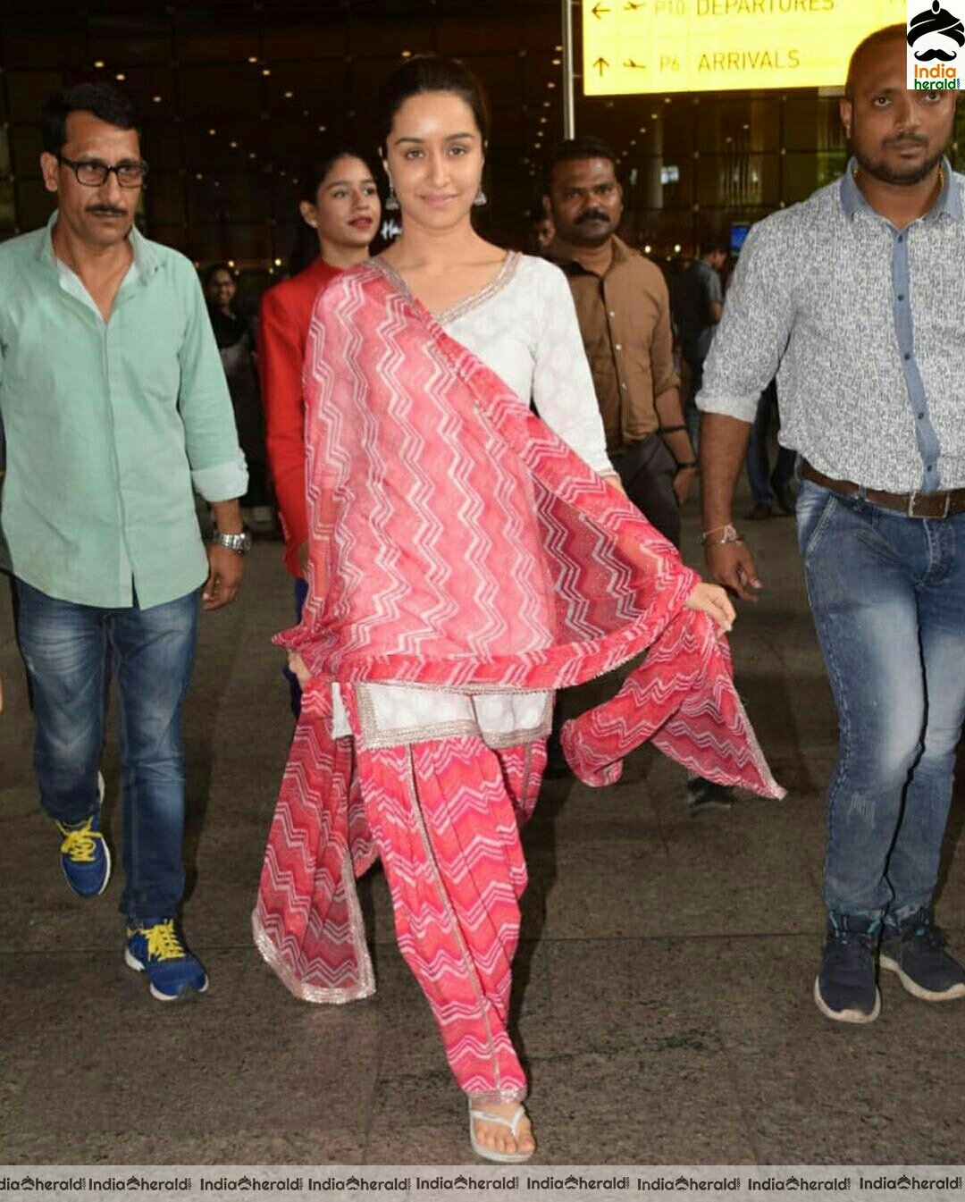 Shraddha Kapoor Spotted Outside In Juhu without Makeup