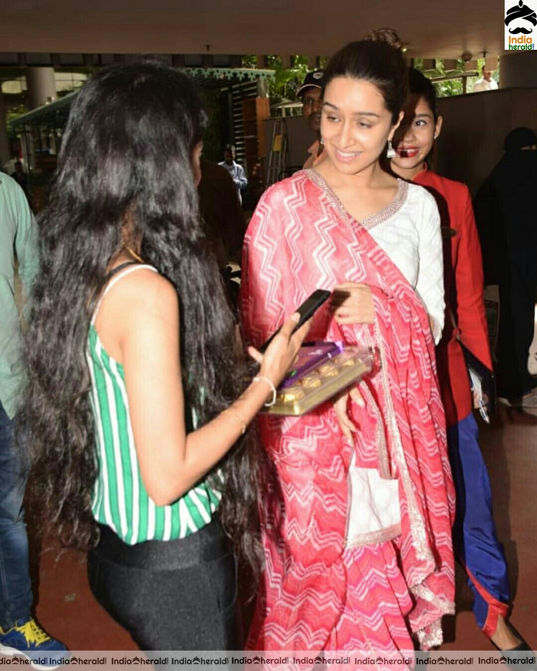 Shraddha Kapoor Spotted Outside In Juhu without Makeup