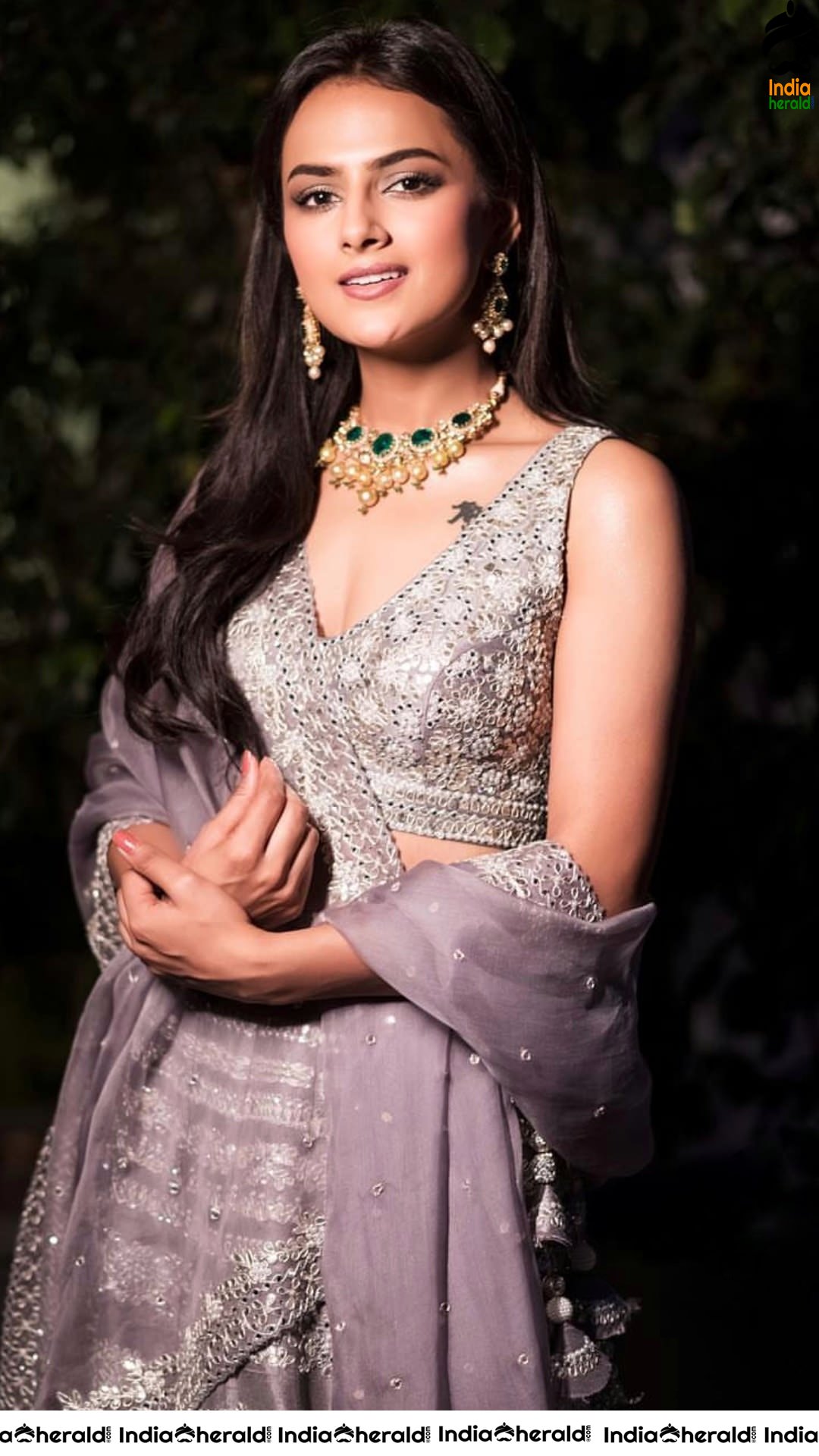 Shraddha Srinath Gorgeous Hot Clicks Set 2