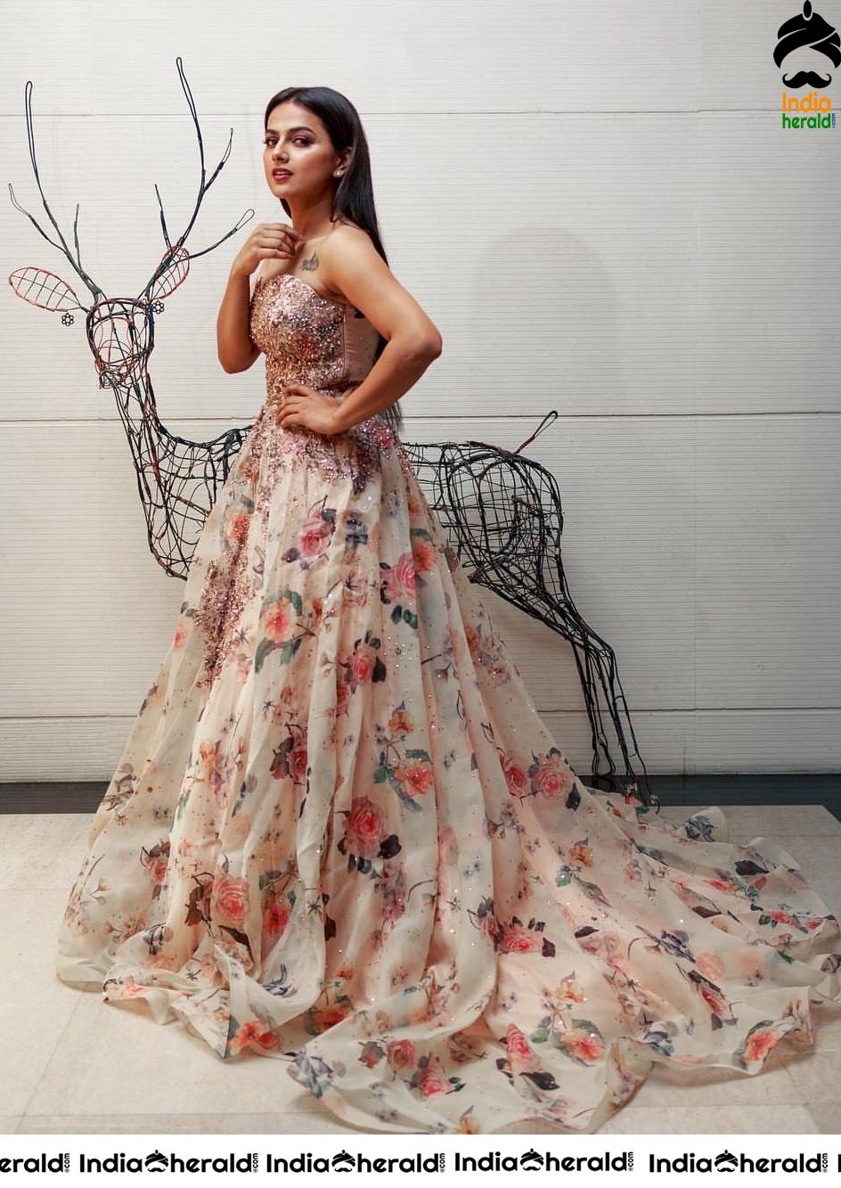 Shraddha Srinath Gorgeous Hot Clicks Set 2