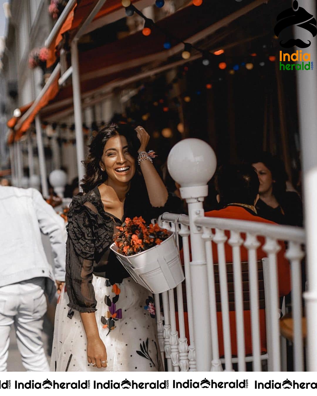 Shriya Hot Vacation Photos From Italy
