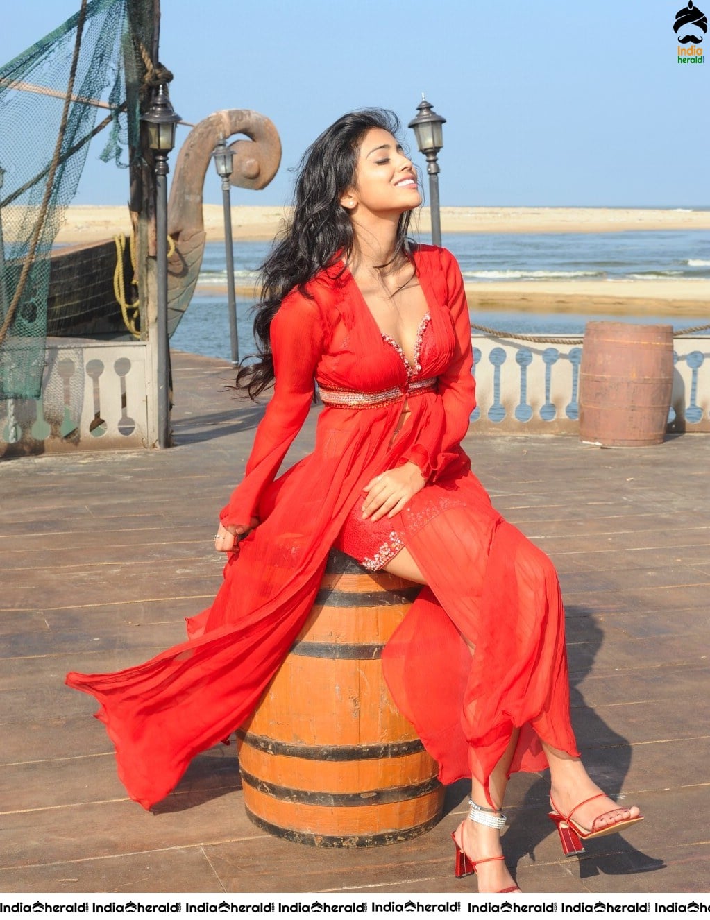 Shriya Looking Cute and Tempting in these Photos collection Set 1