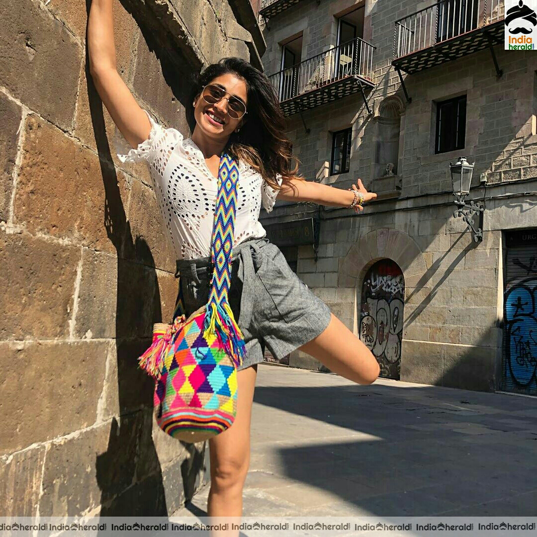 Shriya Saran Cute Vacation Clicks