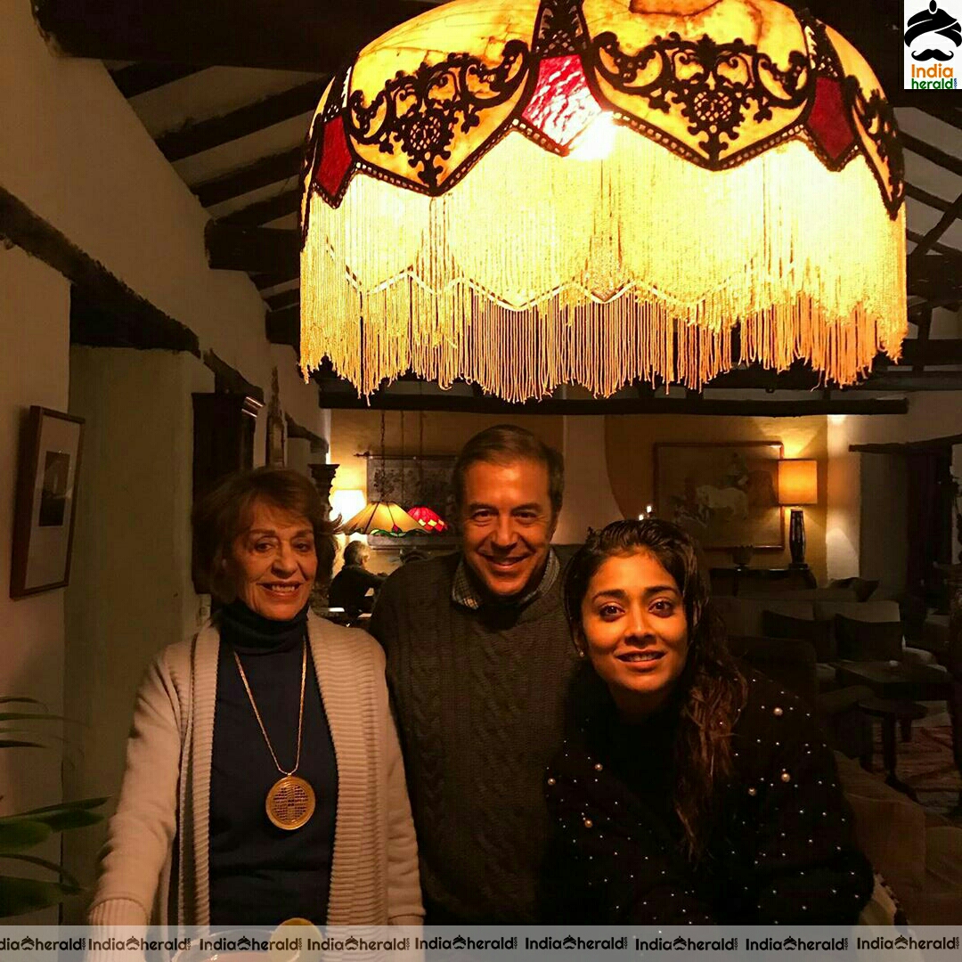 Shriya Saran Cute Vacation Clicks