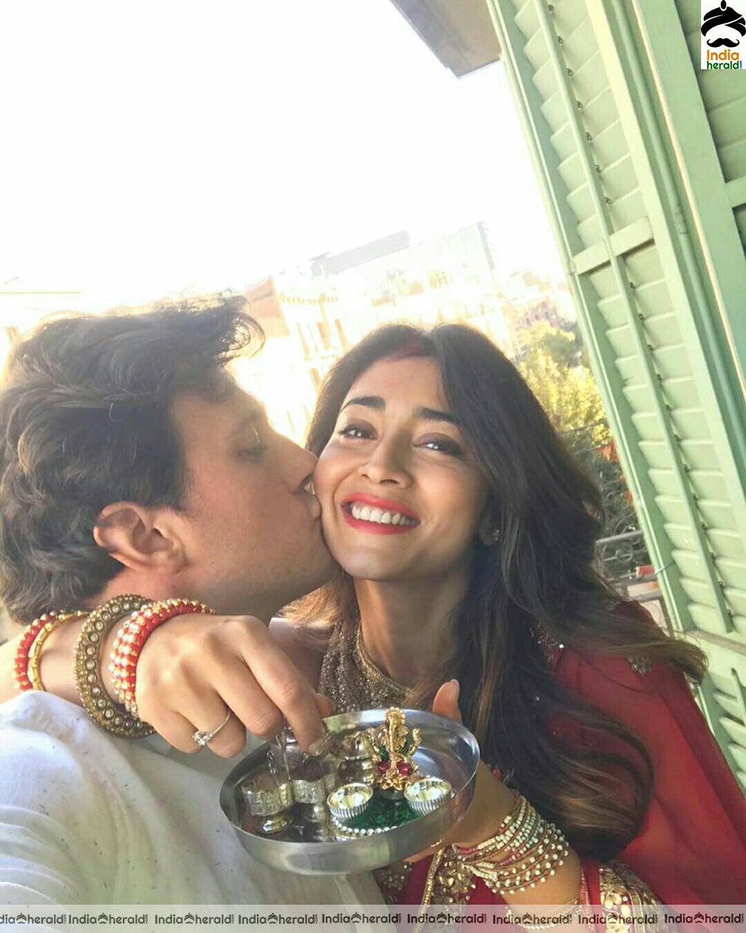 Shriya Saran Cute Vacation Clicks