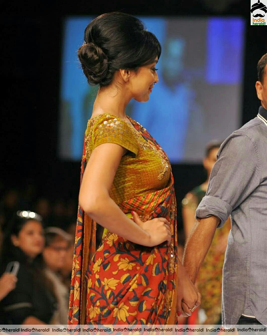 Shriya Saran walks the ramp in these photos