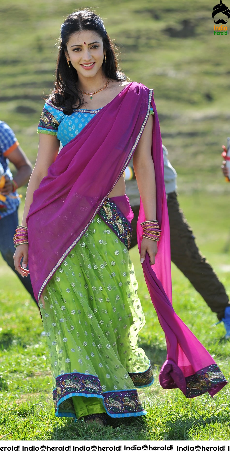 ShruthiHaasan Hot and Sexy Photos Collection from her various films Set 3