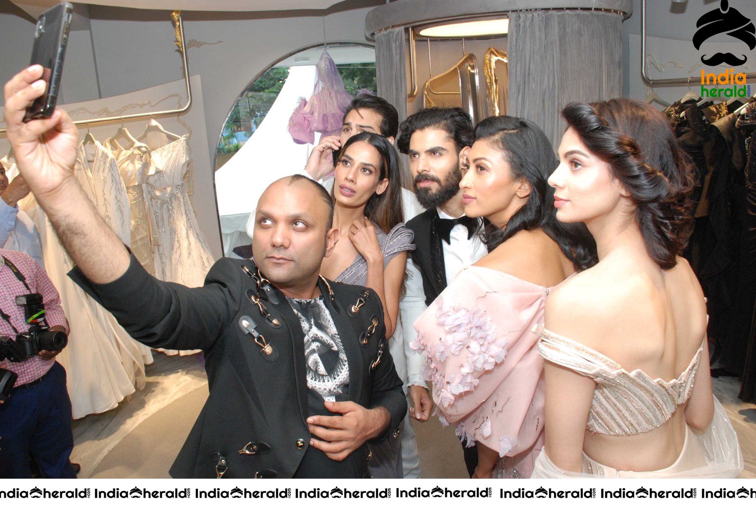 Shruti Haasan and Shriya Saran unveiled Couturier Gaurav Gupta Debut Couture Store Set 1