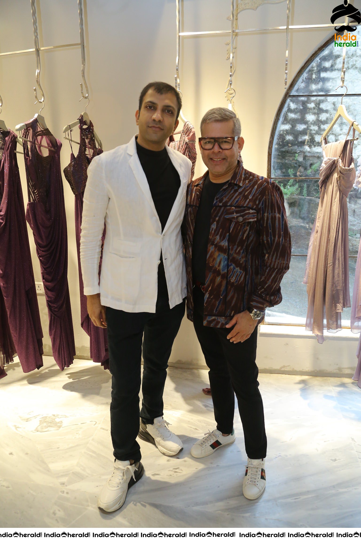 Shruti Haasan and Shriya Saran unveiled Couturier Gaurav Gupta Debut Couture Store Set 1