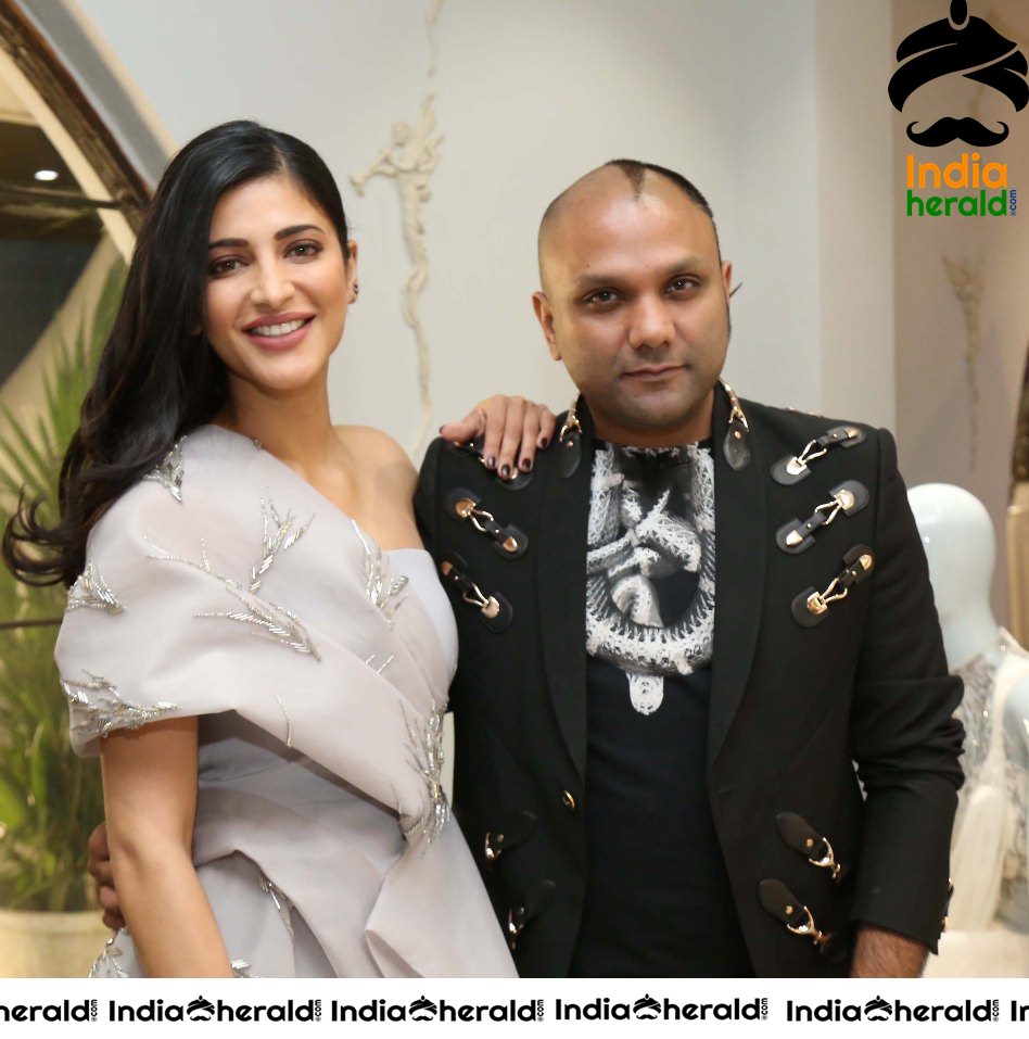 Shruti Haasan and Shriya Saran unveiled Couturier Gaurav Gupta Debut Couture Store Set 5