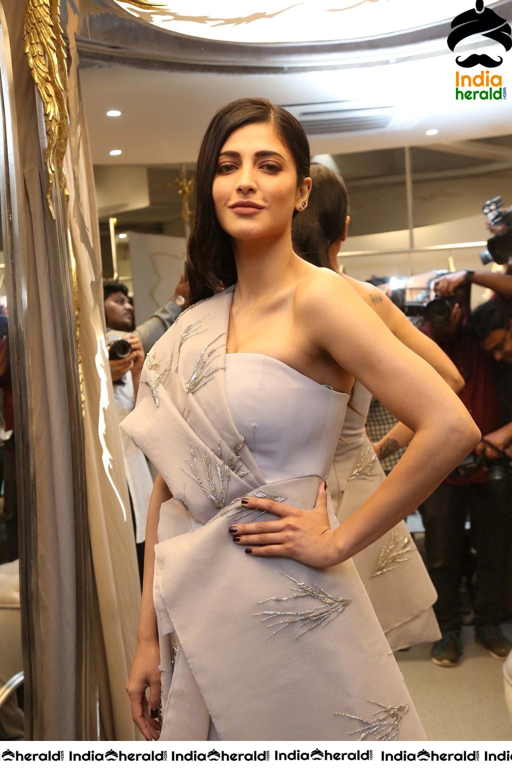 Shruti Haasan and Shriya Saran unveiled Couturier Gaurav Gupta Debut Couture Store Set 5