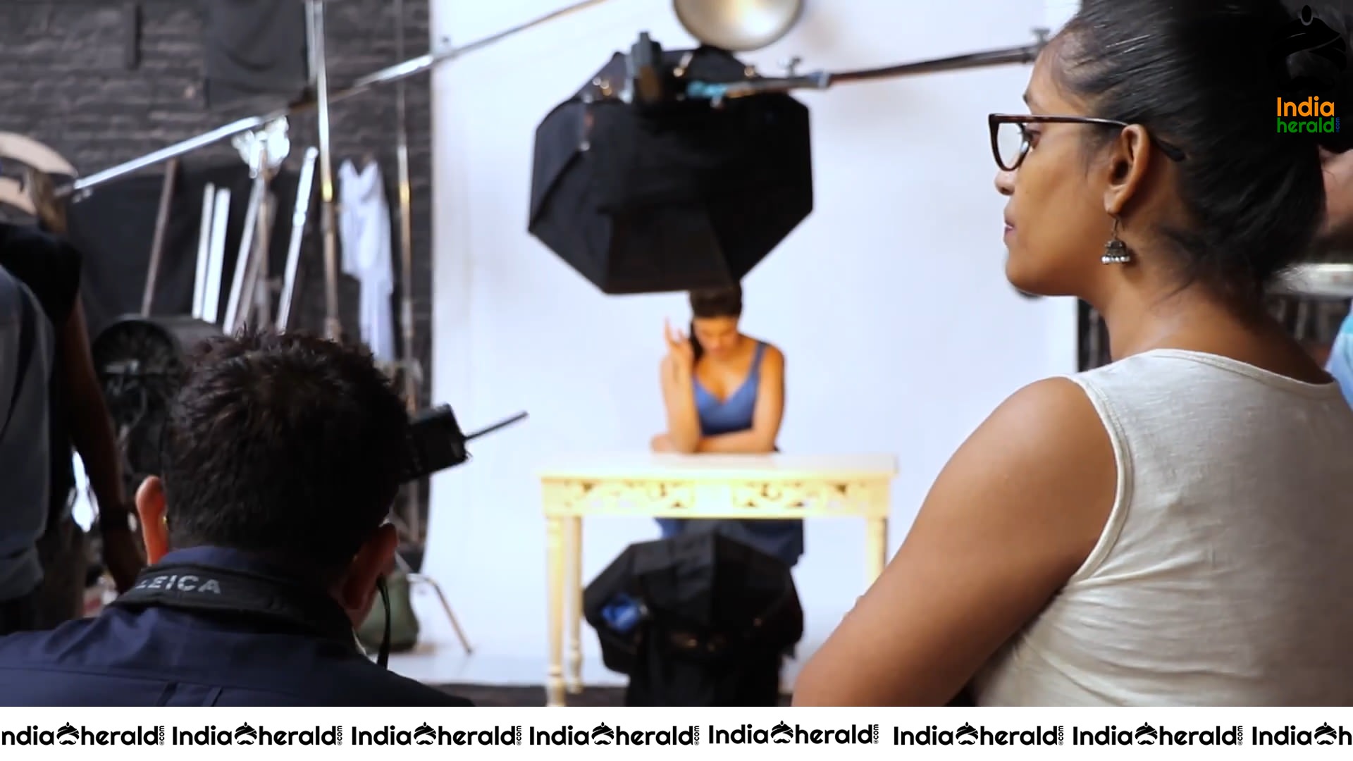 Shruti Haasan Hot BTS Photos During Ad Shoot Set 6