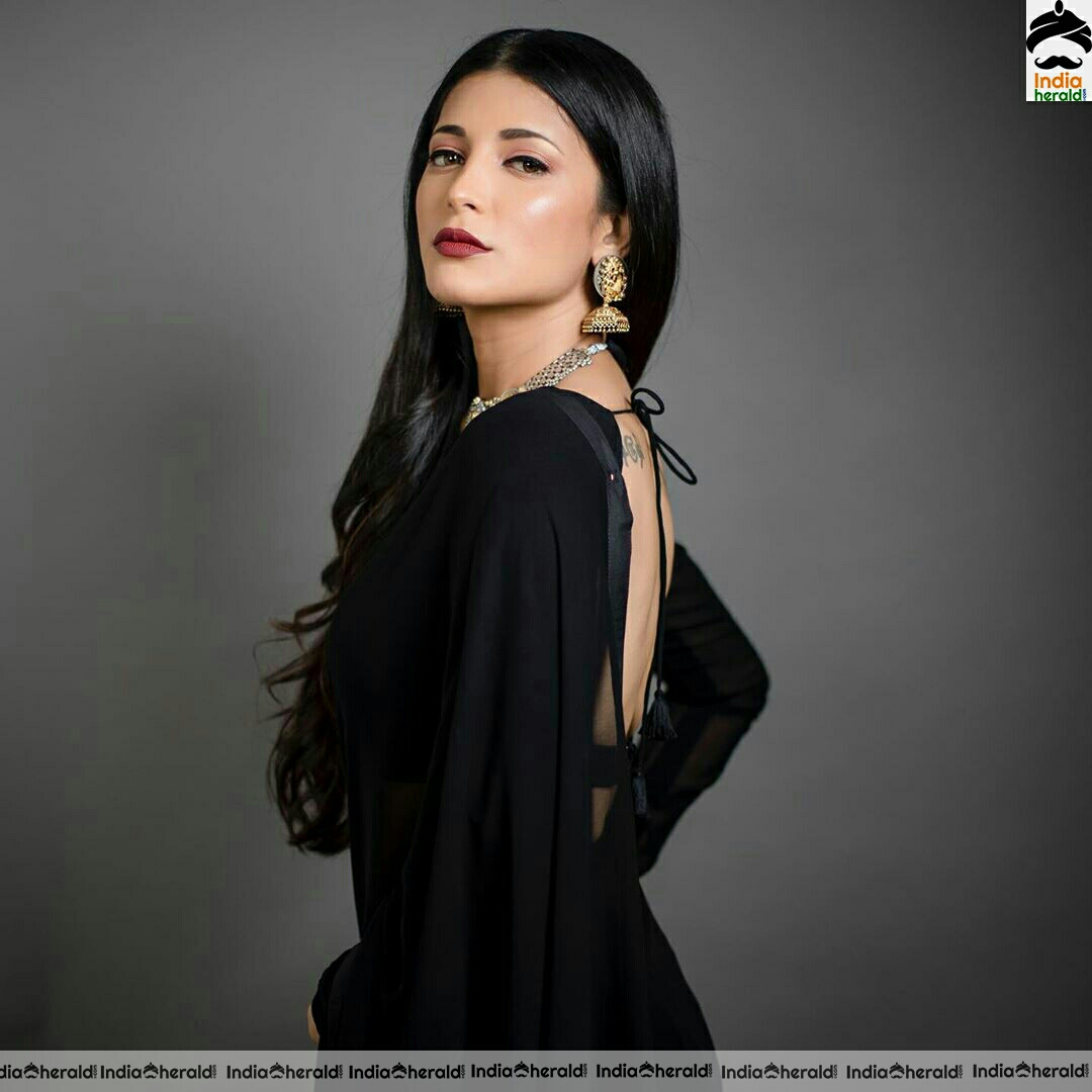 Shruti Hassan draped in black and she is too hot