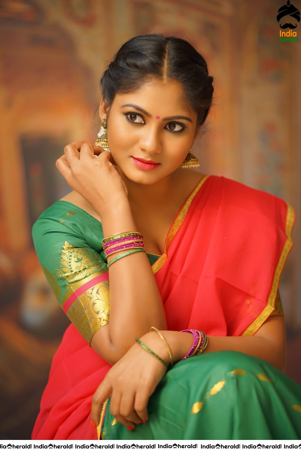 Shruti Reddy Half Saree Beautiful Stills