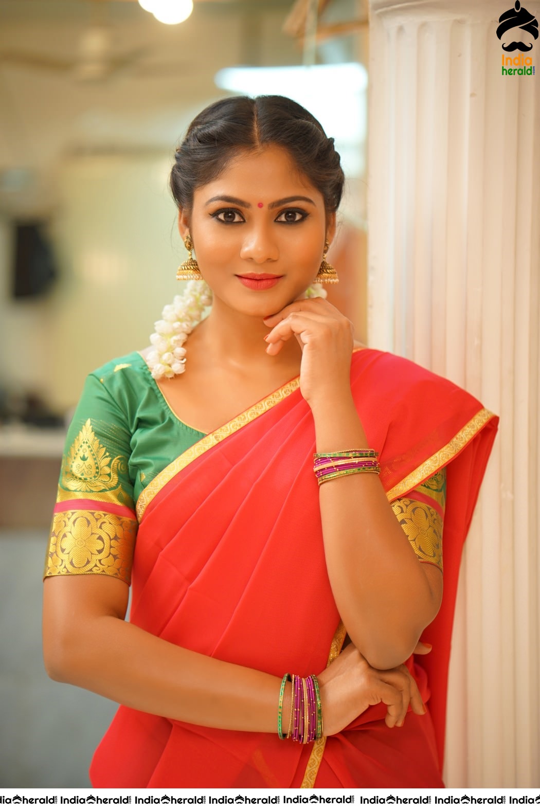 Shruti Reddy Half Saree Beautiful Stills