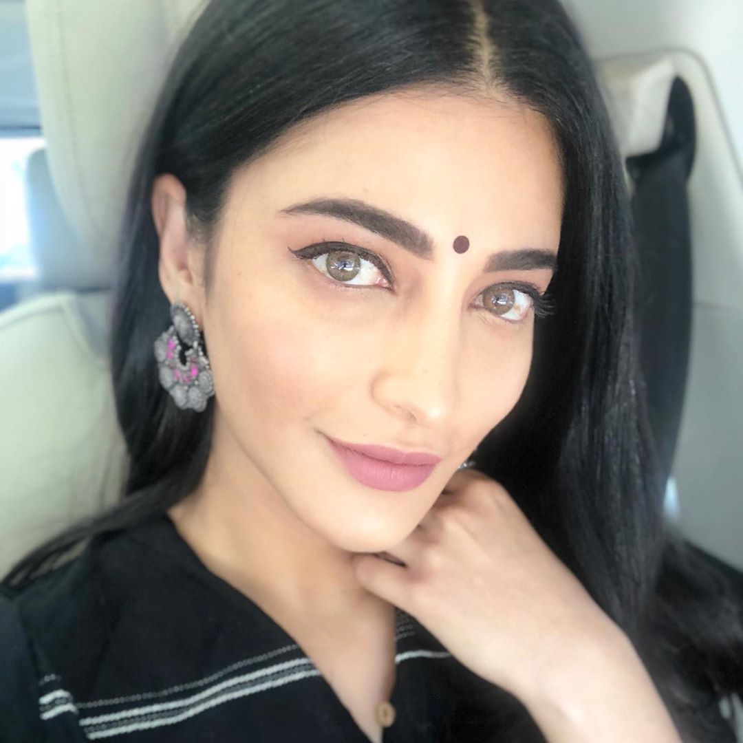 Shruti Haasan's Sunday Mood