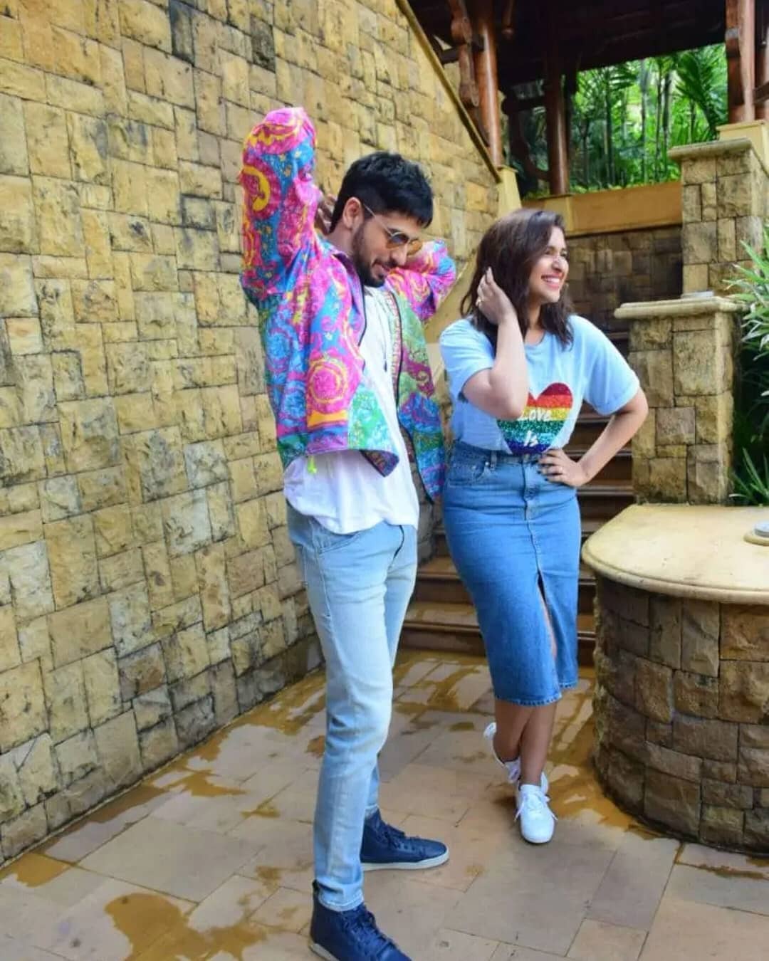 Siddharth Malhotra Parineeti Chopra Are All Smiles During Jobariya Jodi Promotion