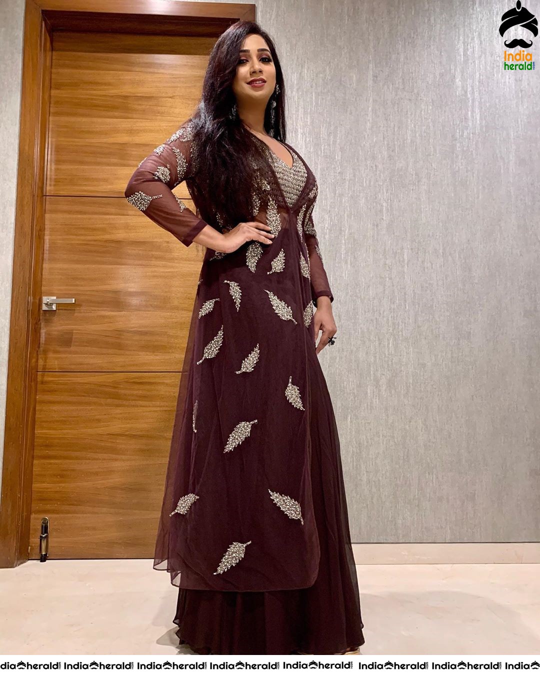 Singer Shreya Ghoshal Latest Hot Photos Collection Set 4