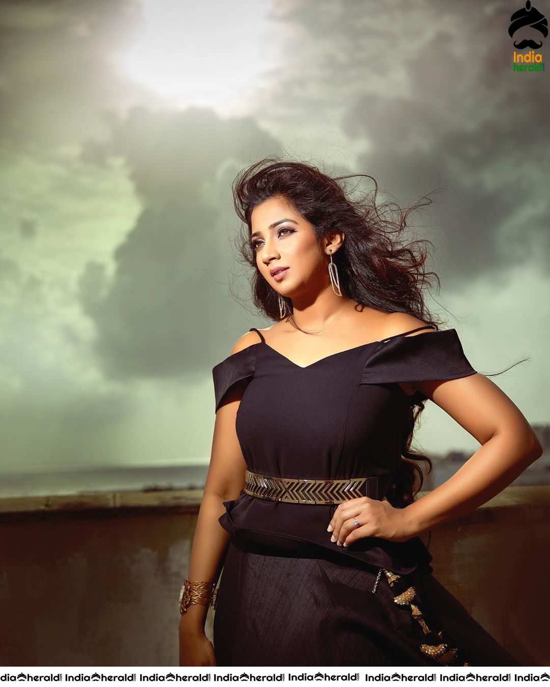 Singer Shreya Ghoshal Latest Hot Photos Collection Set 6