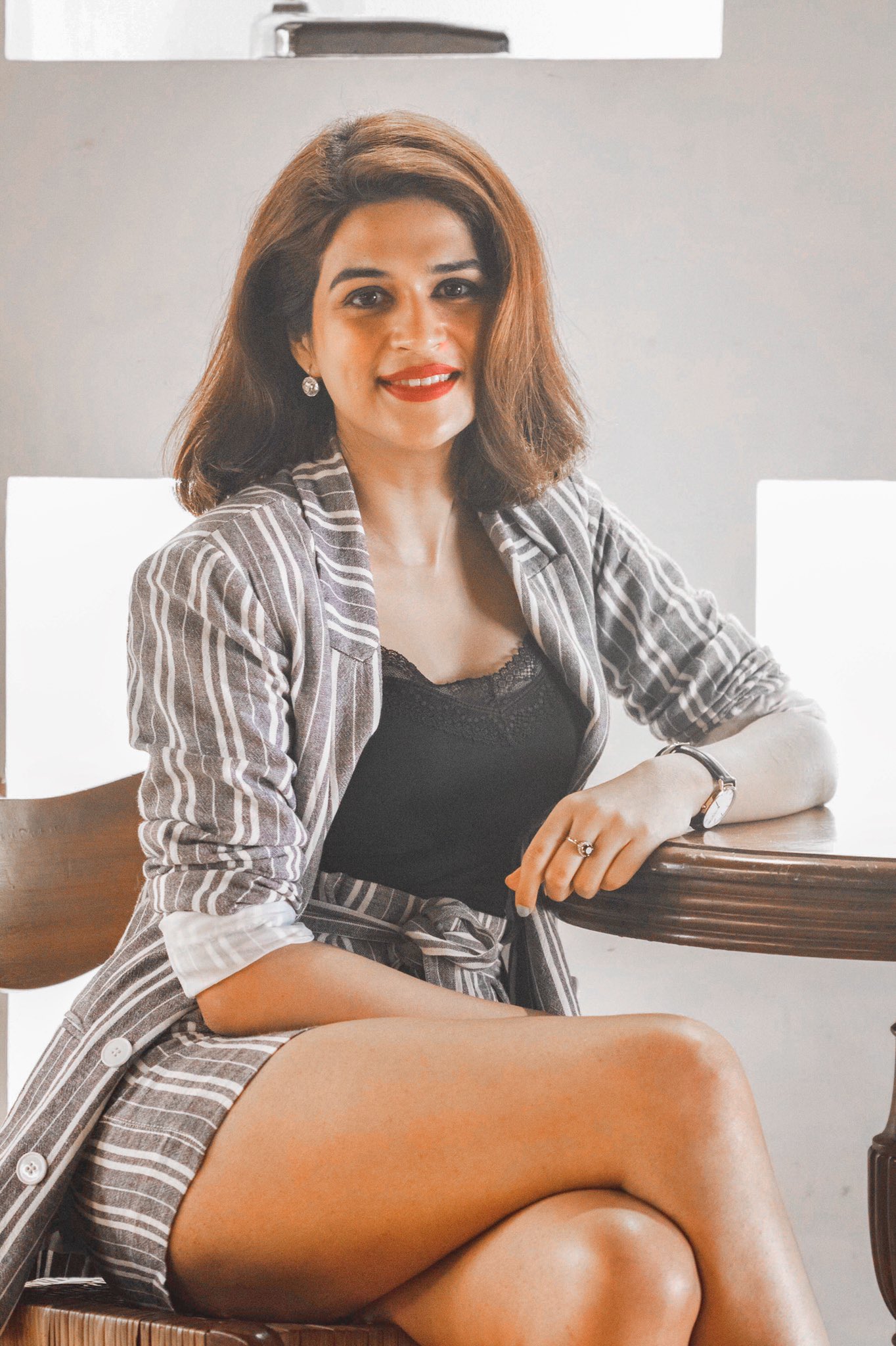 Sizzling Beauty shraddha das Latest Pictures