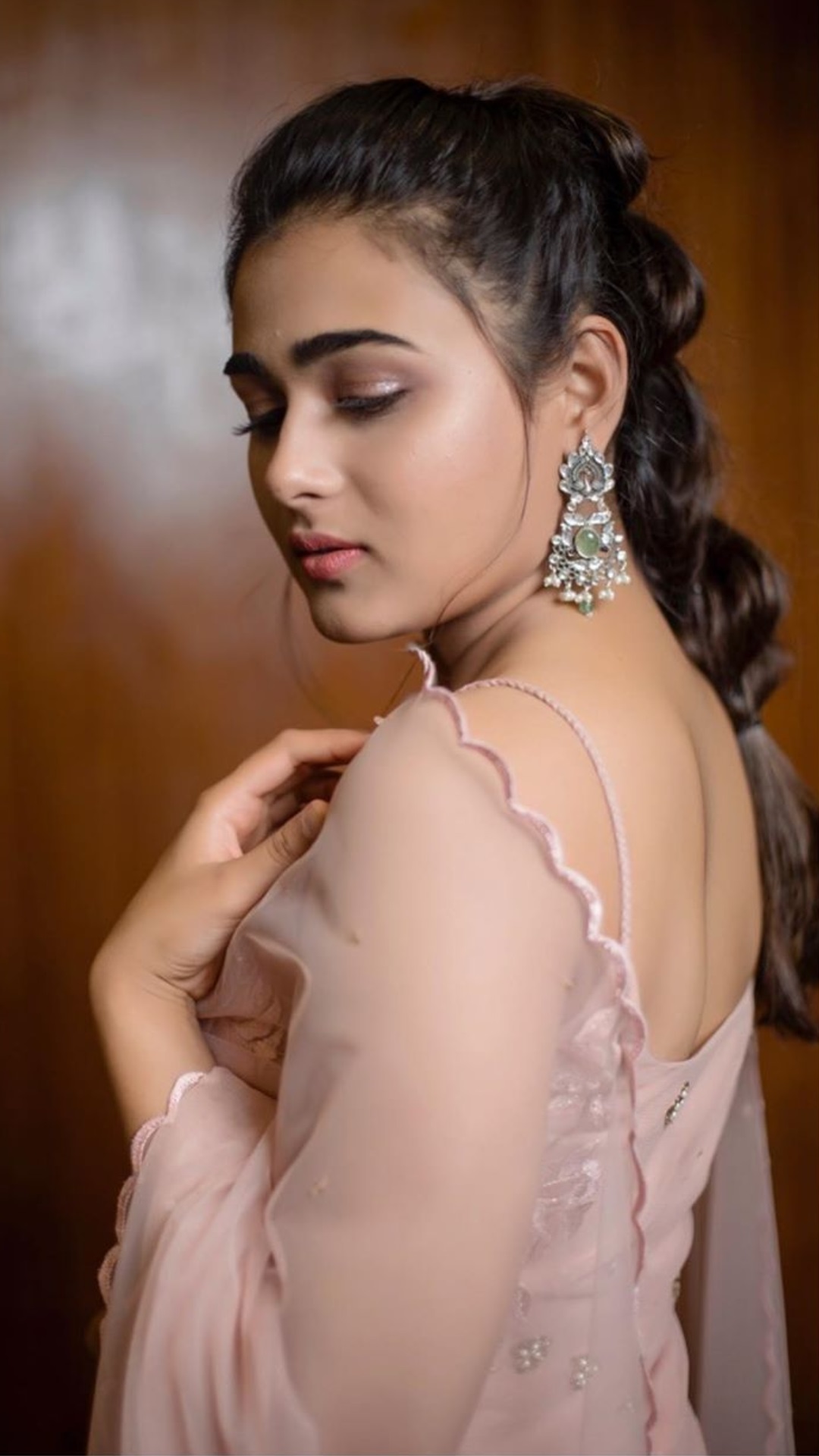 Sizzling Hot Shalini Pandey Latest Photos Set 2