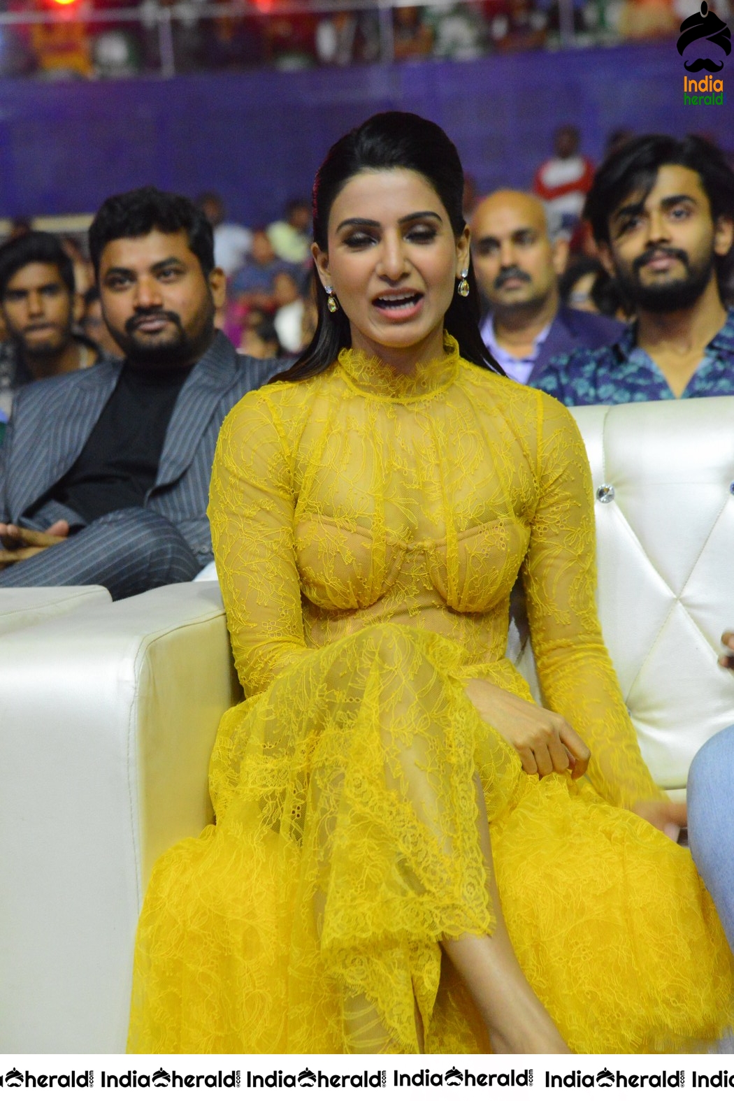 Sizzling Samantha Oozing Hotness in Transparent Yellow Outfit Set 1