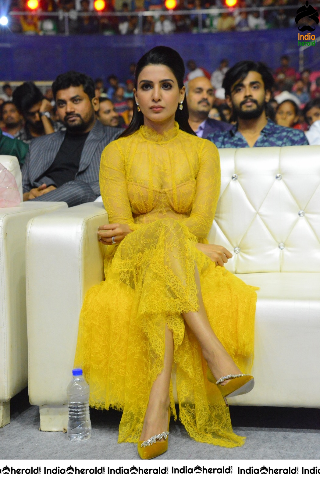 Sizzling Samantha Oozing Hotness in Transparent Yellow Outfit Set 2