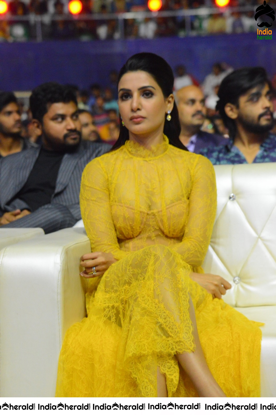 Sizzling Samantha Oozing Hotness in Transparent Yellow Outfit Set 2