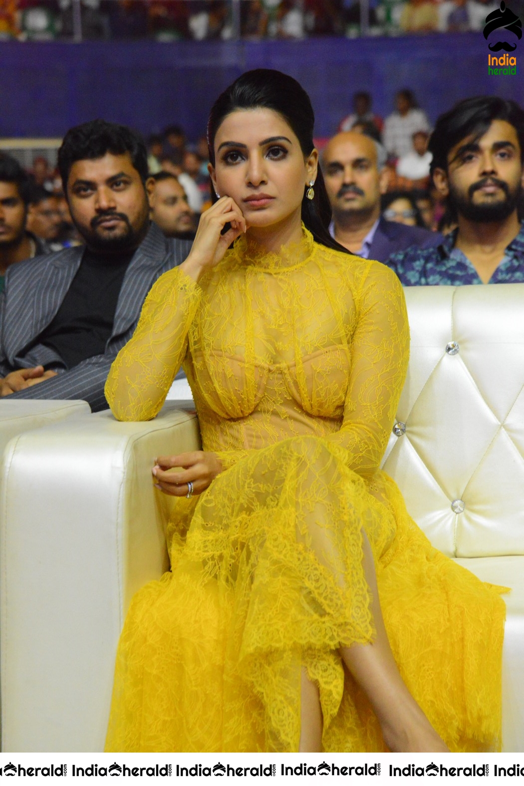 Sizzling Samantha Oozing Hotness in Transparent Yellow Outfit Set 2