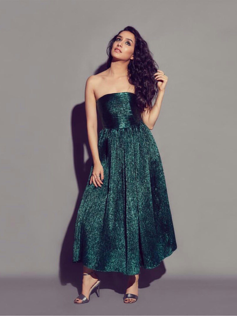 Sizzling Shraddha Kapoor Hot In Green Colour Dress Photoshoot