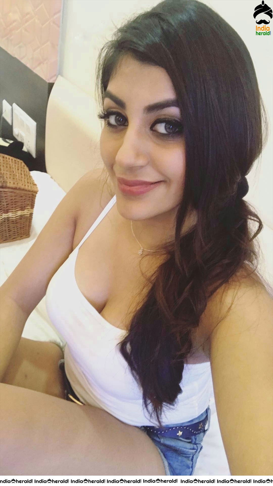 Sizzling Yashika Aannand Latest Hot Cleavage Exposing Photos Set 2
