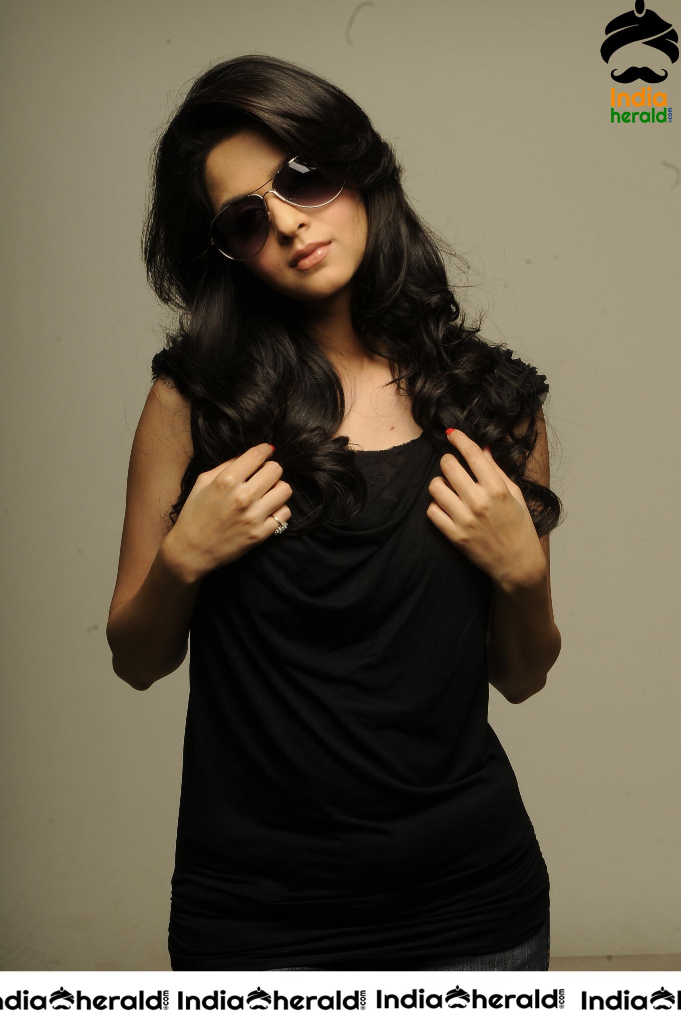 Slim and Slender Waist Beauty Vedika Latest Photos in Black Set 2