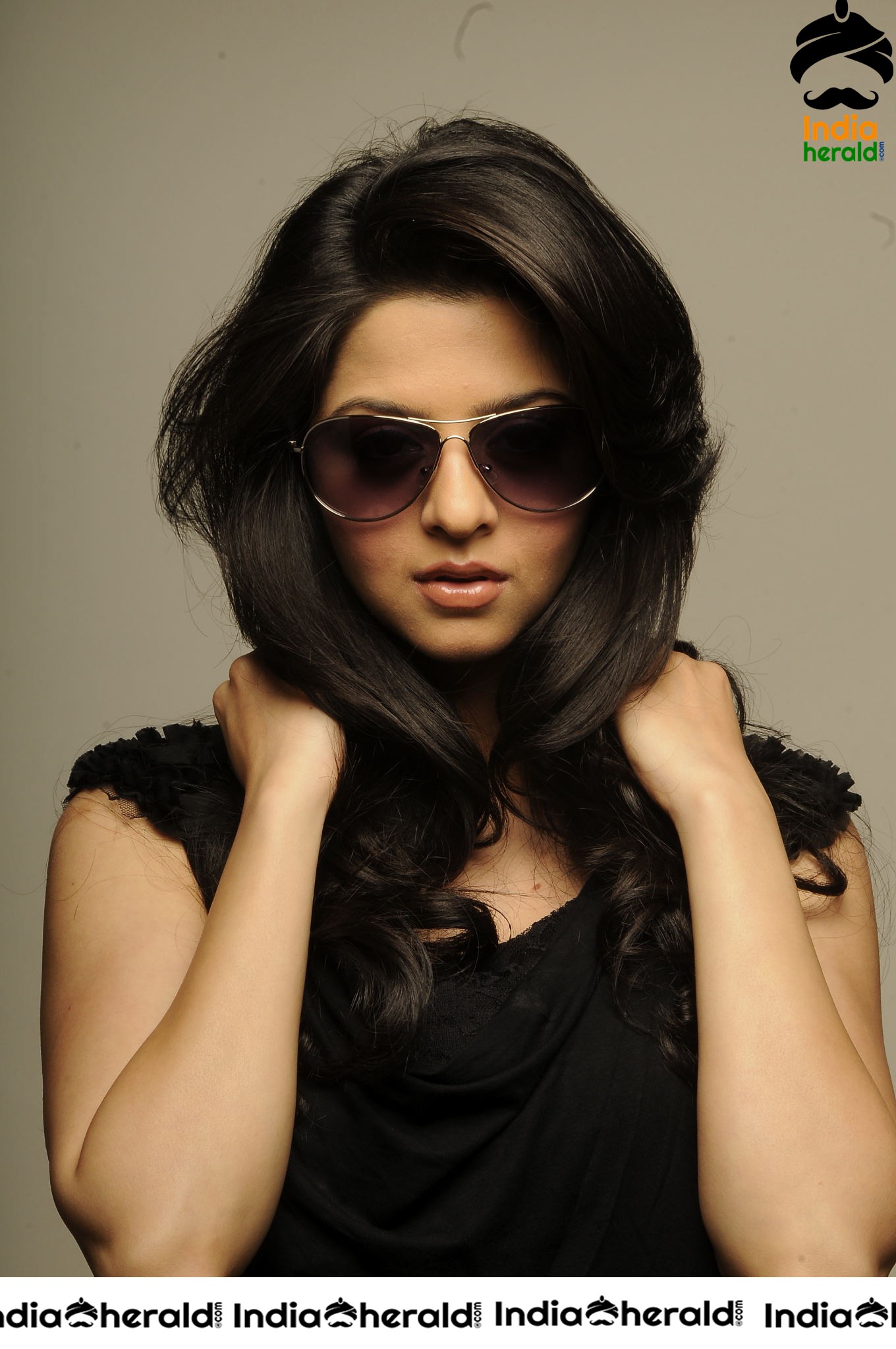 Slim and Slender Waist Beauty Vedika Latest Photos in Black Set 2