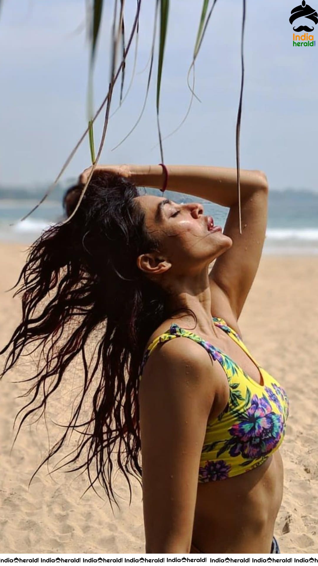 Sobhita Dhulipala Hot Clicks Set 1