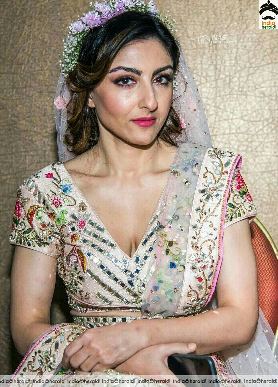 Soha Ali Khan Hot Compilation Photo Stills