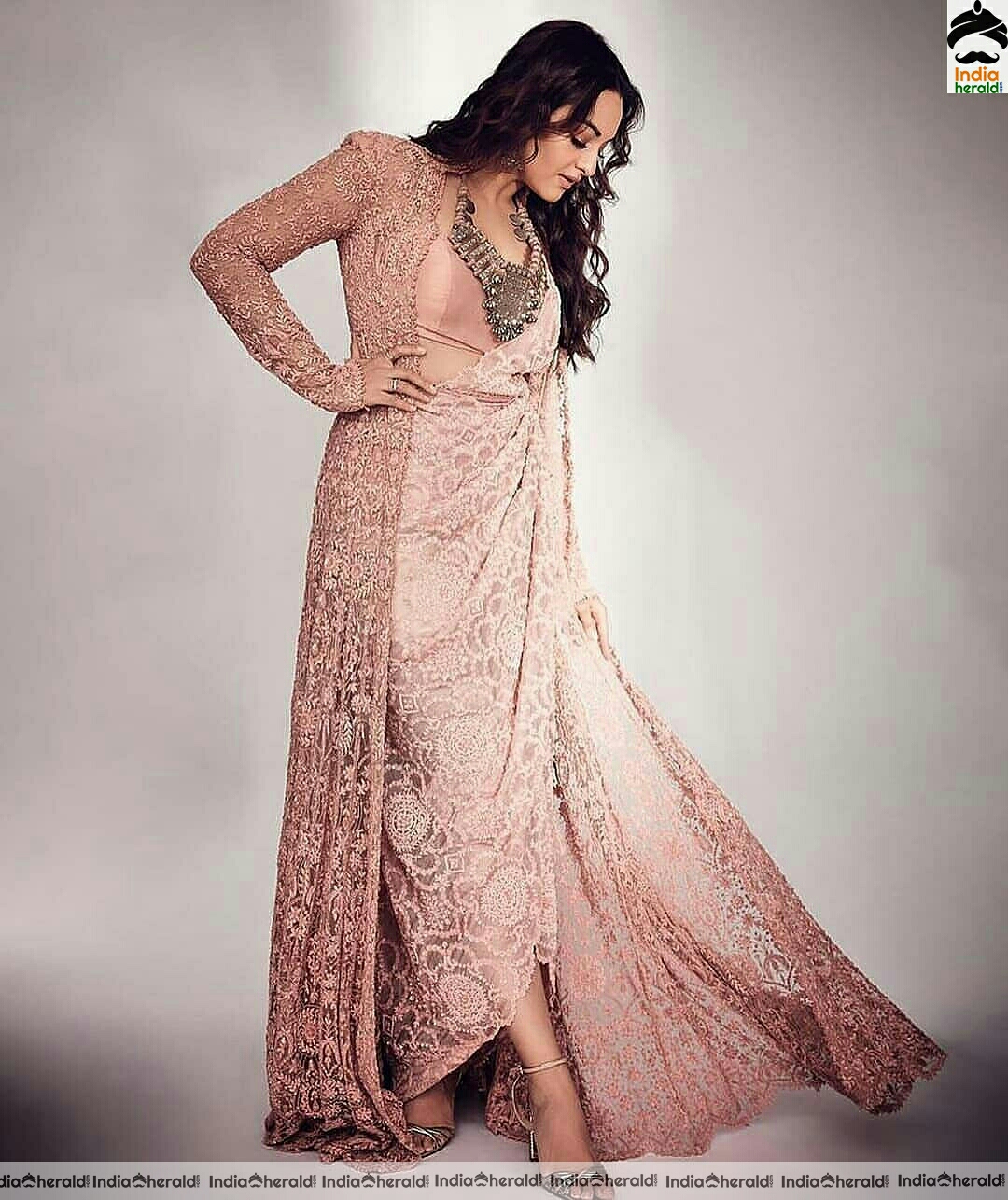Sonakshi sinha Latest Gorgeous Stills