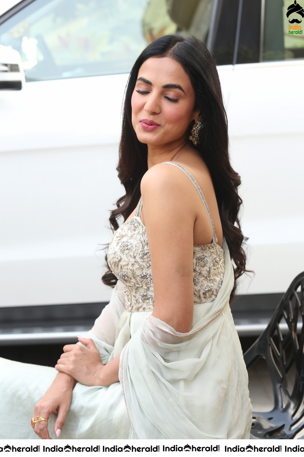 Sonal Chauhan Latest Cute and Teasing Photos in White