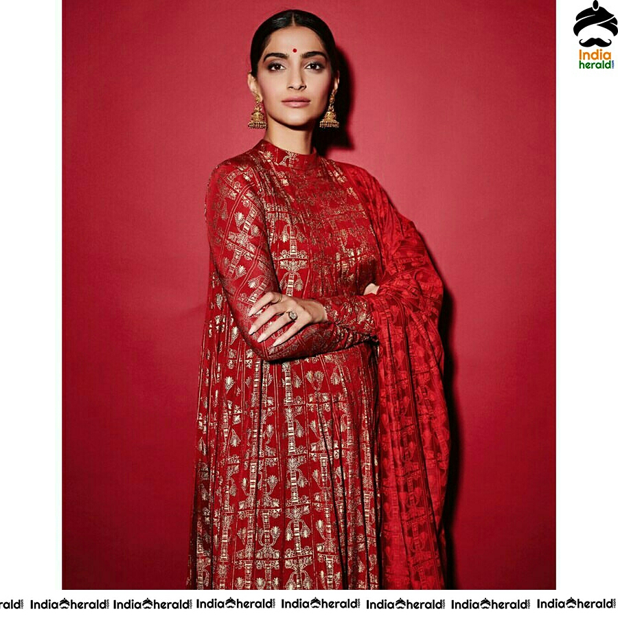 Sonam Kapoor Gorgeous Beauty Stills In Red Colour Dress