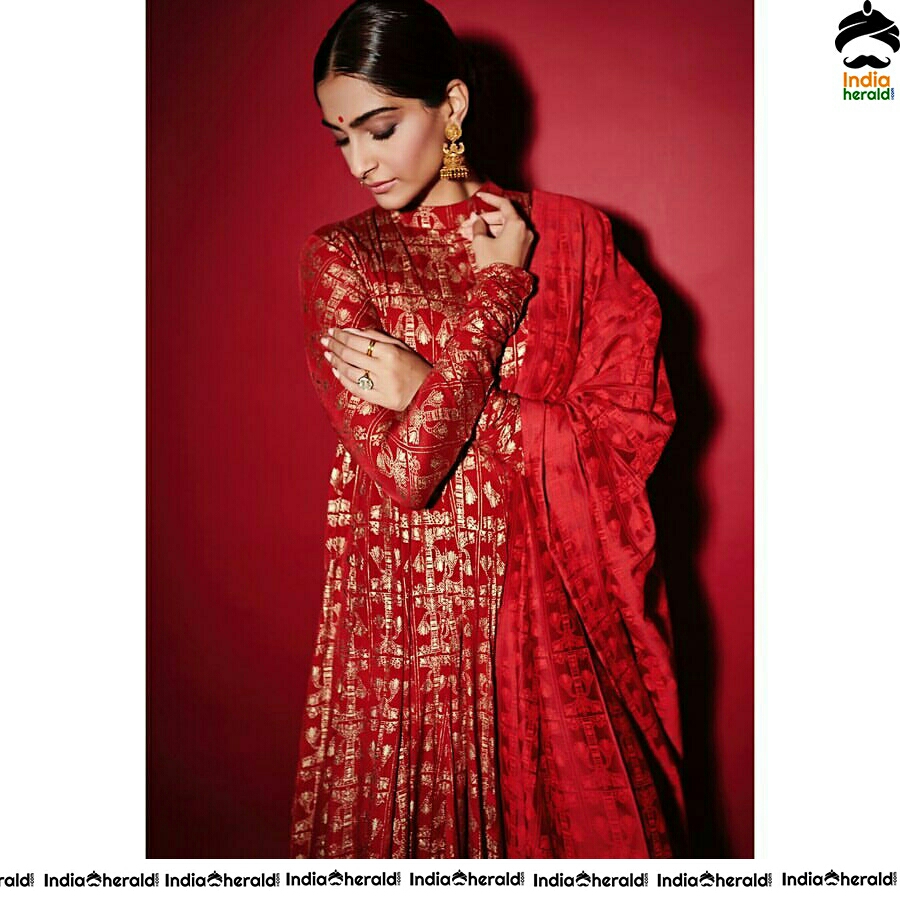 Sonam Kapoor Gorgeous Beauty Stills In Red Colour Dress