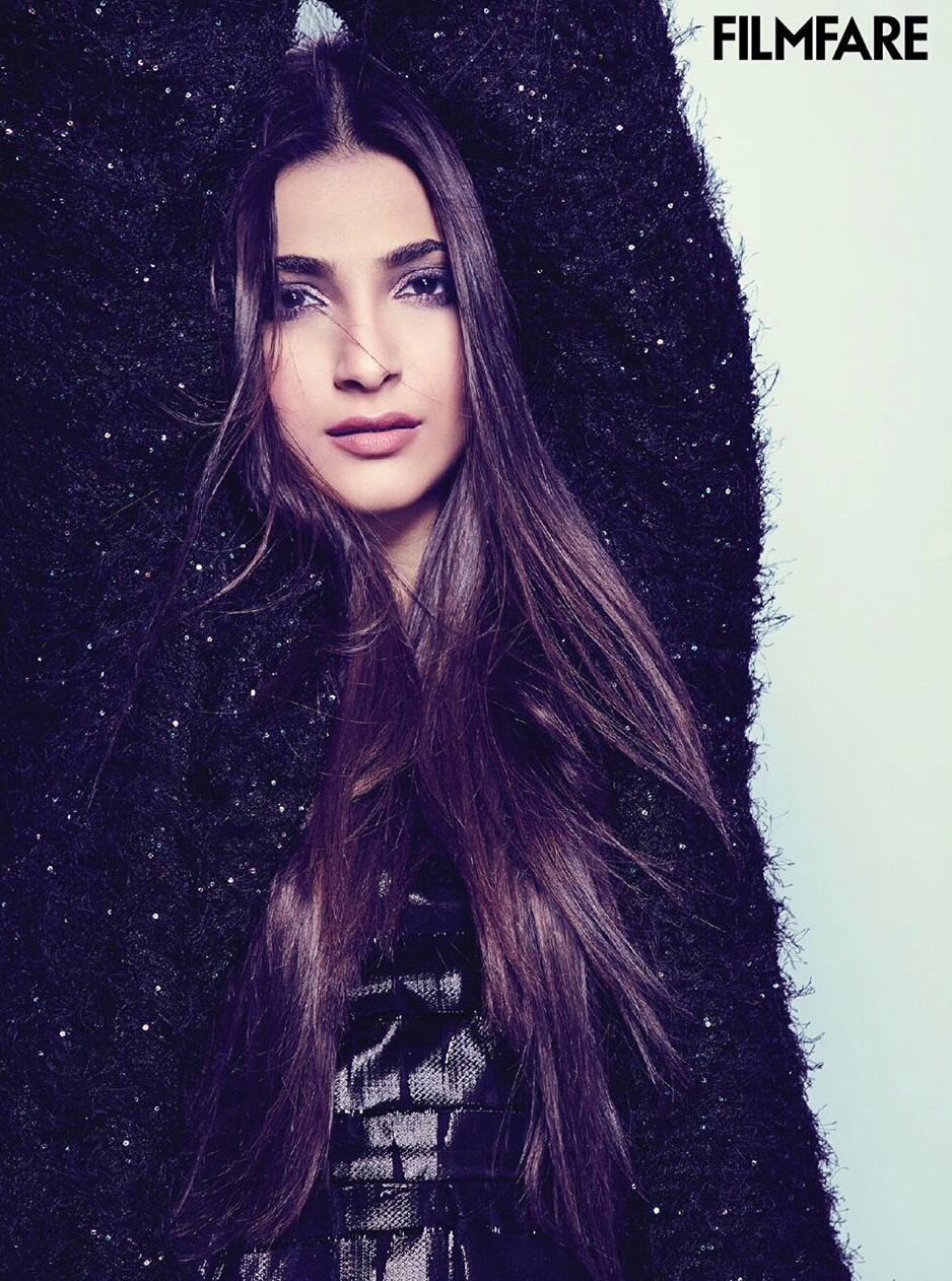 Sonam Kapoor Hot Latest FILMFARE Photoshoot