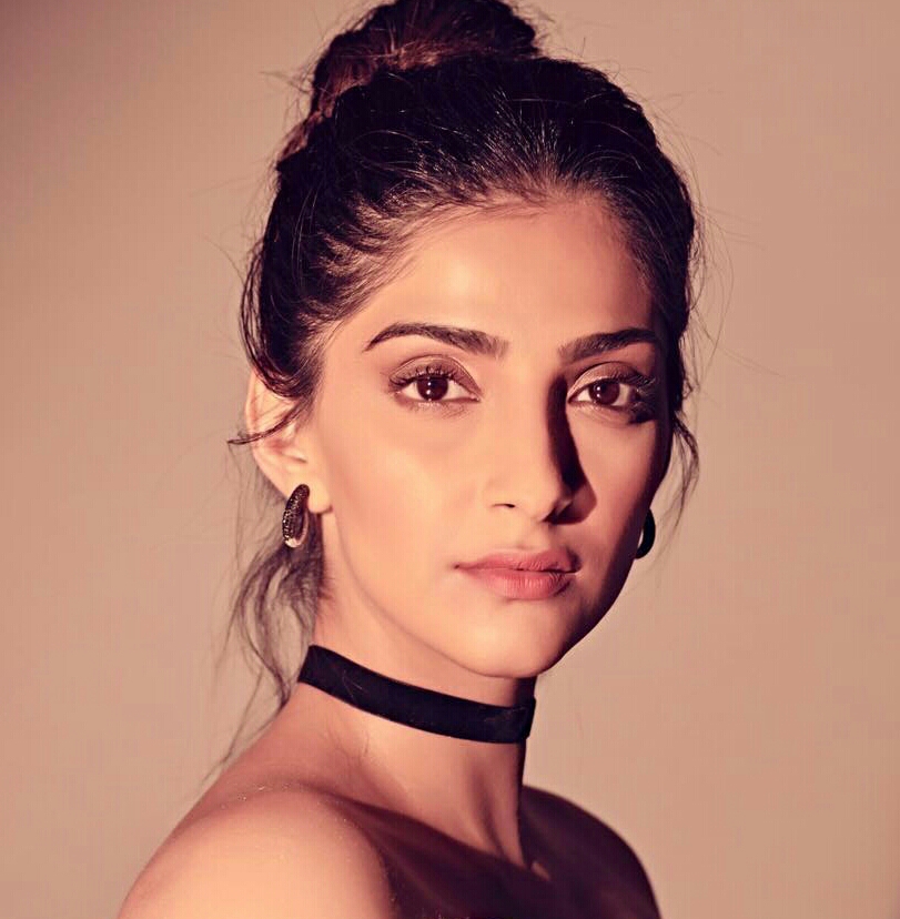Sonam Kapoor Latest Hot Green Dress Photoshoot