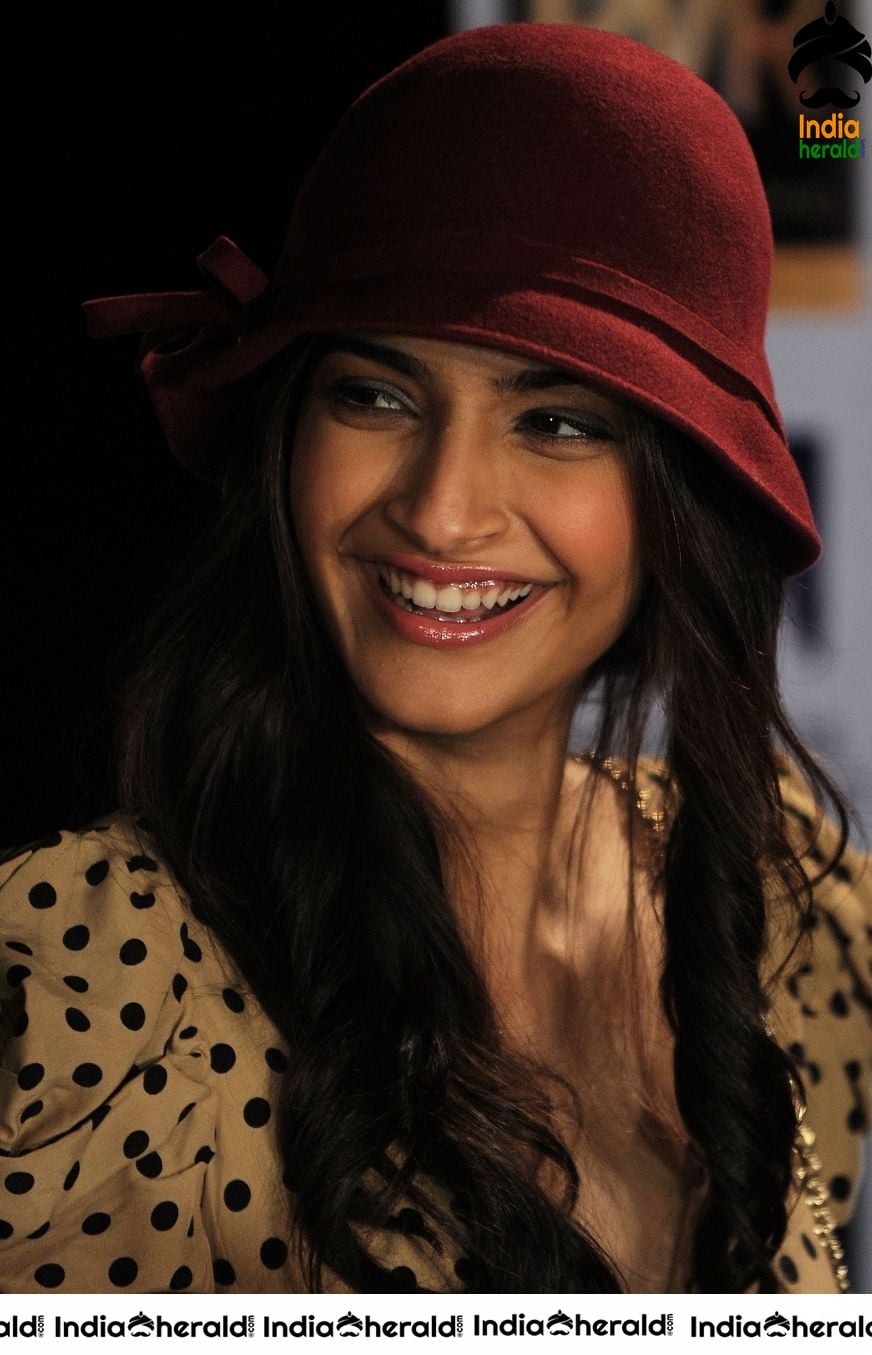 Sonam Kapoor Vintage Photos Compilation Set 2