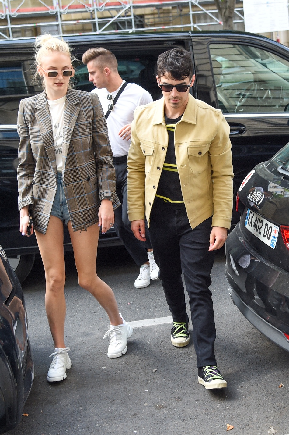 Sophie Turner Shopping In Paris With Boy Friend