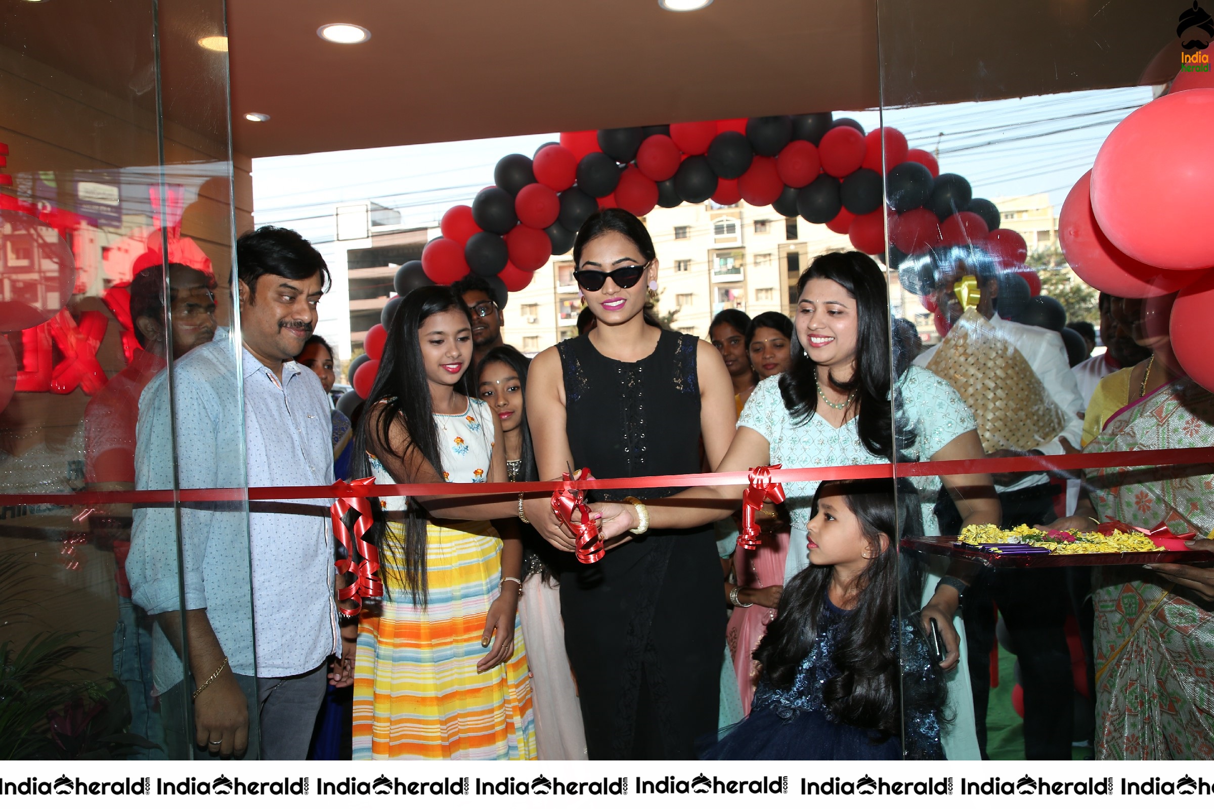 Spandana Palli Inaugurates The Red Box Indo Chinese food Takeaway Set 1